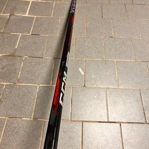 CCM Jetspeed FT7 Pro P28 75 flex Left Hand Hockey Stick P28 (New)
