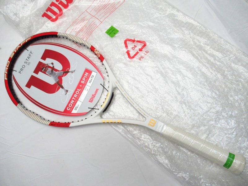 *NOS* WILSON BLX PRO STAFF SIX ONE 95 TENNIS RACQUET (4 3/8) FROM A COLLECTOR
