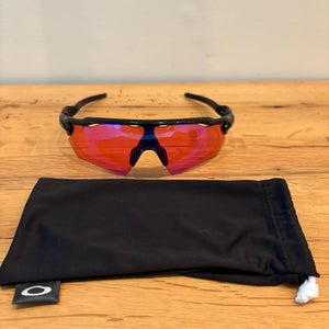 Unisex Adult Oakley Sunglasses (Used)