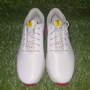 Nike Men’s Air Zoom Victory Tour 3