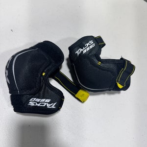 Youth Large CCM Tacks 9550 Elbow Pads (Used)