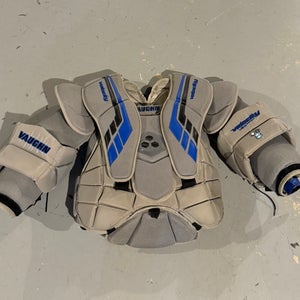 Intermediate Large  2019 Vaughn Velocity VE6 XFP Goalie Chest Protector  (Used)