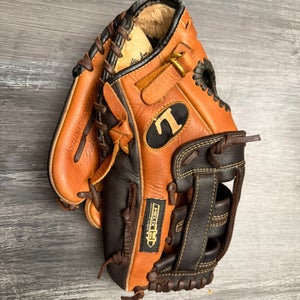Louisville Slugger RH Infield TPX Helix Series Baseball Glove 11.75" (Used)