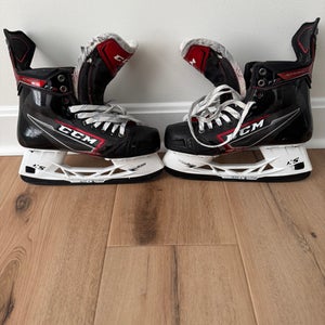 CCM JetSpeed FT2 Hockey Skates Regular Width  8 (Used)