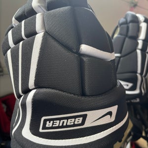 Bauer Nike hockey gloves