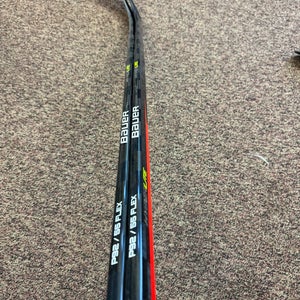 2-Pack Bauer Hyperlite 55 Flex Right Hand P92