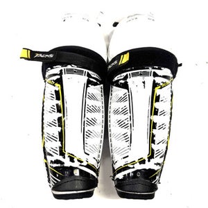 Used CCM 9060 Junior Shin Guards White 11" 11860-S000293871