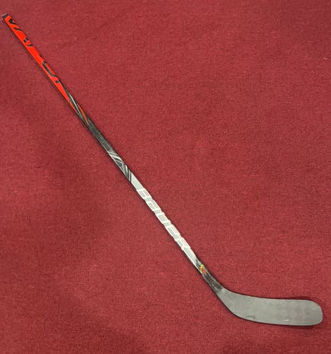Bauer Vapor FlyLite Left Hand P88M 87 Flex Pro Stock (New) Stick Item#FP88