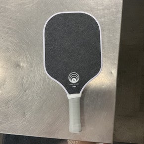 Used SILENT STORM SS1 PADDLE Pickleball Racquet White 11614-S000216611