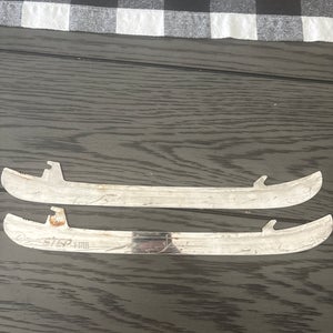CCM step v-steel 280 mm (Used)