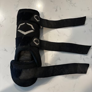 Used Evoshield leg guard