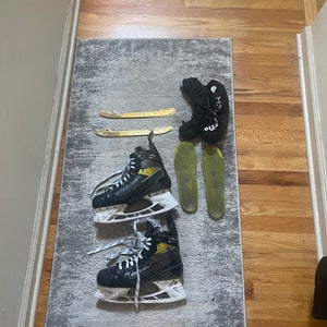 Bauer Supreme 3s Pro Skates With 2 Sets Of BLADETECH DLC Blades FEEL FREE TO SEND OFFERS