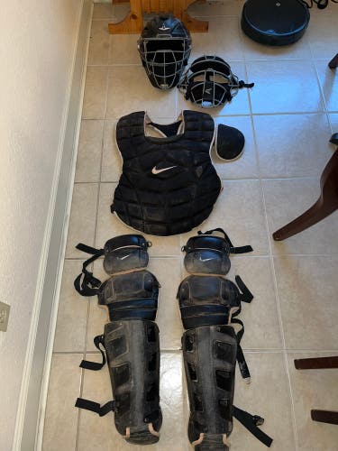 Nike pro vapor adult catchers gear