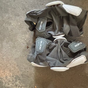 Large Adult Maverik Rome Arm Pads (Used)