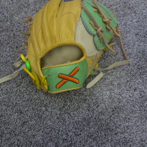 Glove baseball  Aria Banana Style