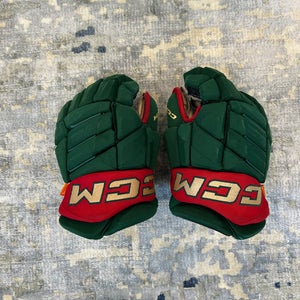 Minnesota Wild CCM JetSpeed FT1 Gloves 13" Pro Stock (Used)