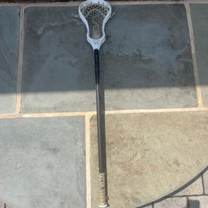 All Black Fully Strung Maverick Tactic 2.0 on STX Alliance 2D