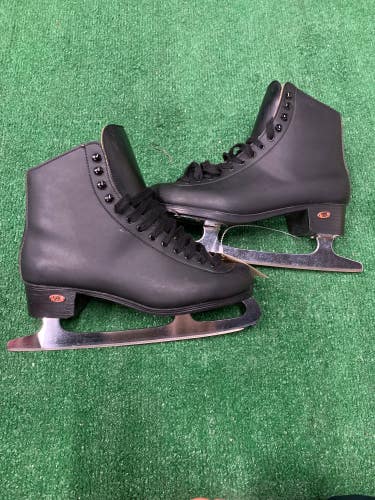 Black Riedell Figure Skates Adult 9 (Used)