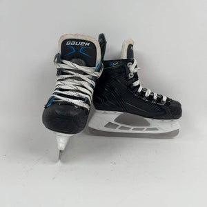 Bauer XLP Size 2 Hockey Skates
