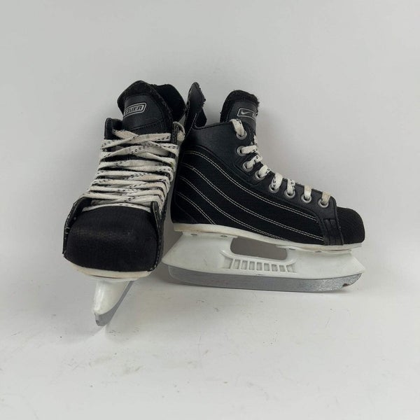 Nike Bauer Supreme Select Size 13 Youth Hockey Skates