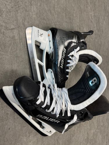 Bauer Vapor Hyperlite 2 Hockey Skates