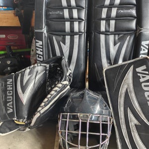 34" +2 Vaughn Velocity V5 Regular Goalie Full Set (Used)
