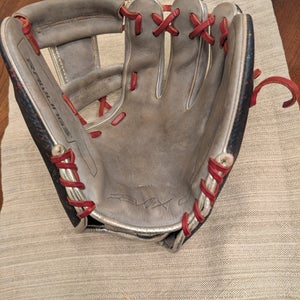 2024 Rawlings RH Infield REV1X Baseball Glove 11.5" (Used)