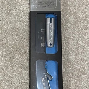 New Bauer Fly-Ti 246 mm Skate Steel