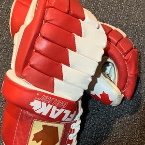 Vintage Bauer Flak FG300 Hockey gloves