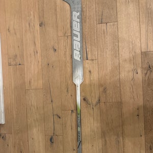 Senior Bauer Hyperlite 2 Regular Goalie Stick 26" Paddle  (Used)