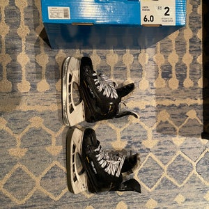 Bauer Supreme M5 Pro Hockey Skates Regular Width Pro Stock 6 (Used)