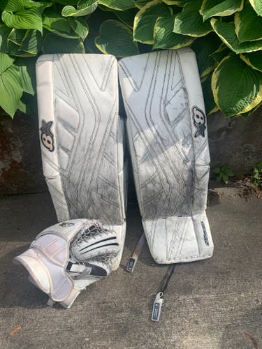 Brian’s GNetik 4 Pro leg pads with Optic X2 Glove
