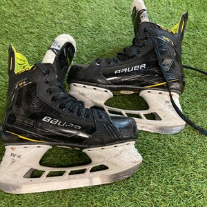 Bauer Supreme M4 - Intermediate