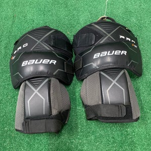 Senior Bauer Pro Knee Pads (Used)