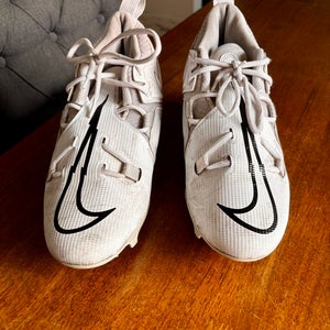 Unisex Size M 9.0 (W 10.0)  Nike Mid Top Alpha Menace Pro 3 (Used)