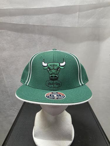 NWT Chicago Bulls Twins Enterprise Hardwood Classic Fitted Hat 7 5/8 XXL NBA