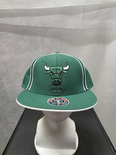 NWT Chicago Bulls Twins Enterprise Hardwood Classic Fitted Hat 7 5/8 XXL NBA
