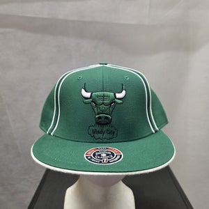 NWT Chicago Bulls Twins Enterprise Hardwood Classic Fitted Hat 7 3/4 XXXL NBA