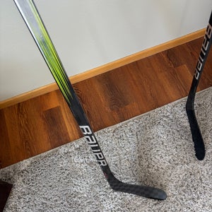 Senior Bauer Vapor Hyperlite 2 Left Hand Hockey Stick P28  (New)