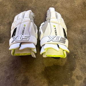 STX Cell vi Lacrosse Gloves Medium (Used)