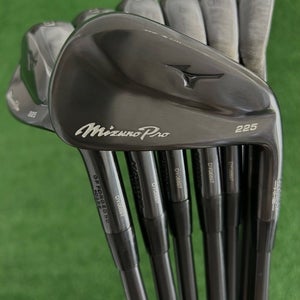 Mizuno Pro 225 Black Limited Edition Forged Iron Set