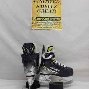 Bauer Vapor 3X Hockey Skates Regular Width 8 (Used)
