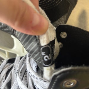 Bauer supreme one20 youth size 2