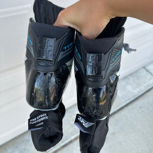 2020 True TF7 Hockey Goalie Skates Regular Width  Size 3.5 (Used)