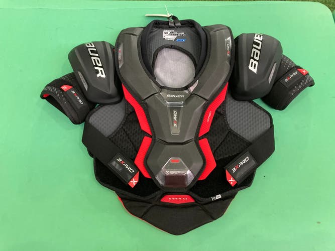 MINT CONDITION Large Senior Bauer Vapor 3X Pro Shoulder Pads