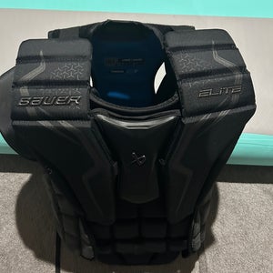 Intermediate Large Bauer Elite Goalie Chest Protector  (New)