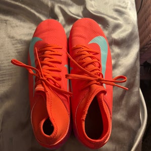 Women’s Soccer Cleats