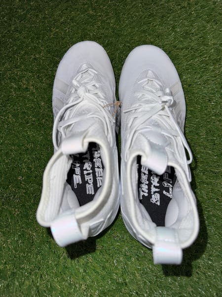 Adidas Freak 23 7V7 SMU Football Cleats Triple White HP2285  display picture 2