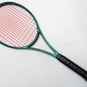 *MINT* WILSON PRO LABS: BLADE PRO VER 9 (16X19) TENNIS RACQUET (4 1/4) STRUNG