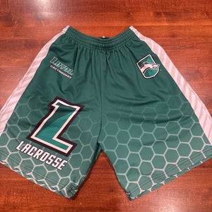 Loyola Lacrosse Fit 2 Win Mens Small Shorts